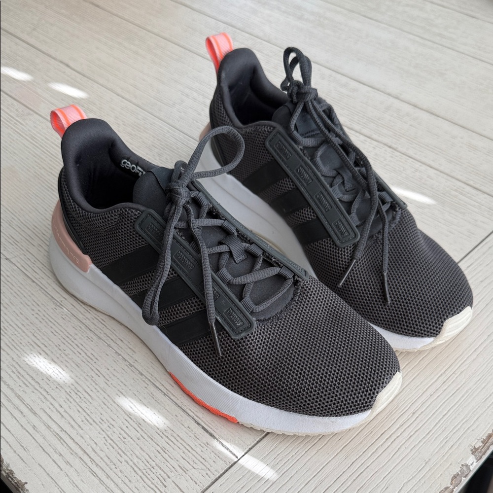 Adidas Women's Gray and Coral Sneakers Cloudfoam